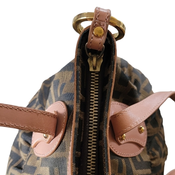 ⭐FENDI  Zucca Ring Pleat Tote/Handbag 💯Authentic - Picture 8 of 16